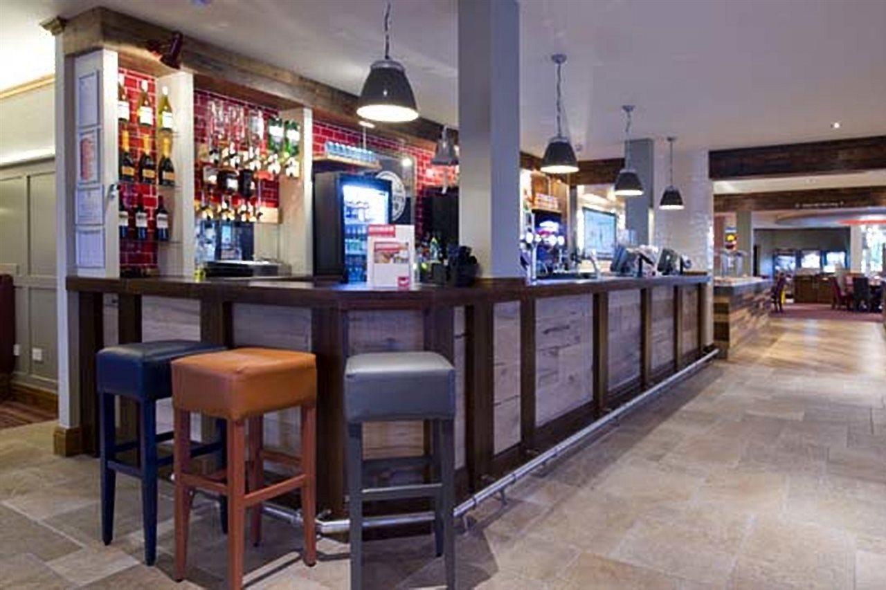 Premier Inn Sheffield/Barnsley Exterior foto