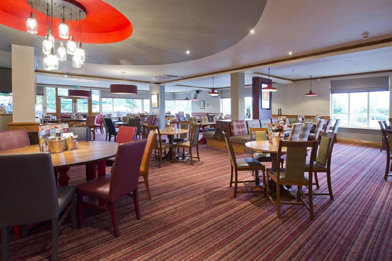 Premier Inn Sheffield/Barnsley Exterior foto