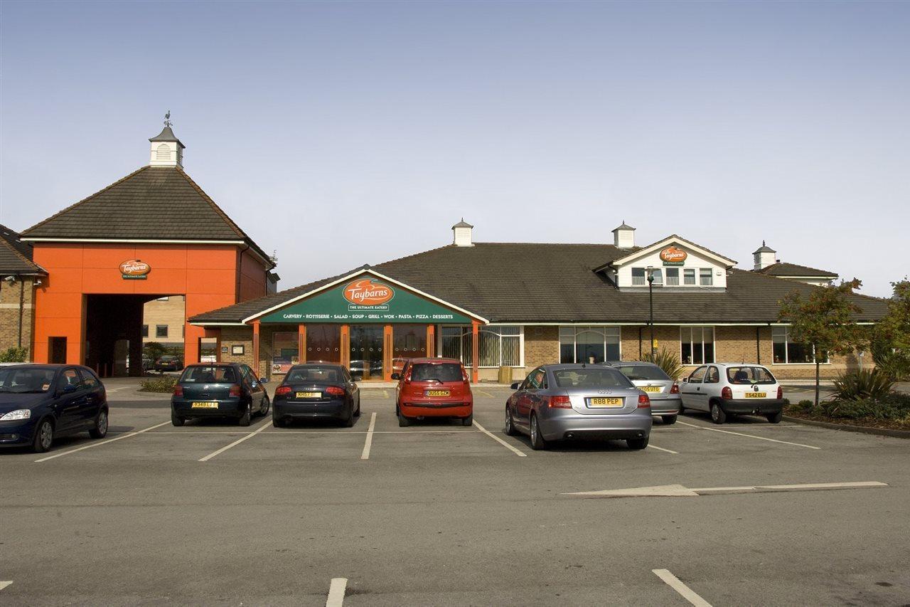 Premier Inn Sheffield/Barnsley Exterior foto
