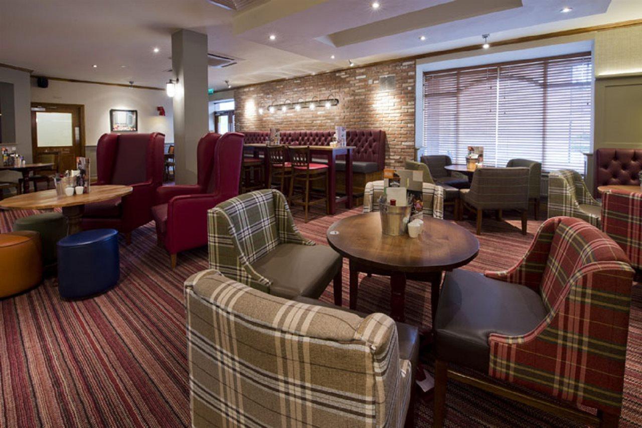 Premier Inn Sheffield/Barnsley Exterior foto