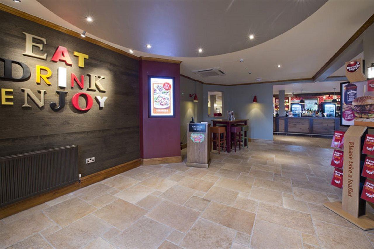 Premier Inn Sheffield/Barnsley Exterior foto