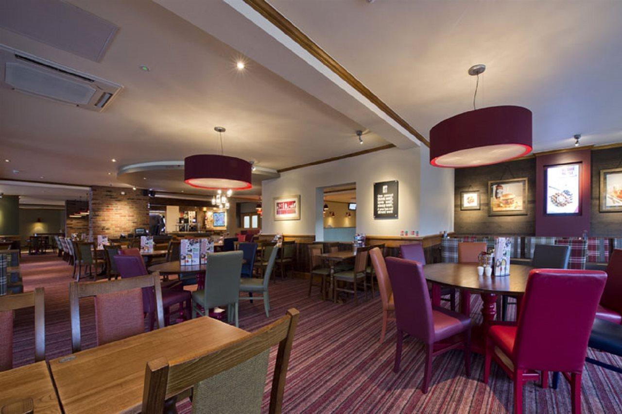 Premier Inn Sheffield/Barnsley Exterior foto